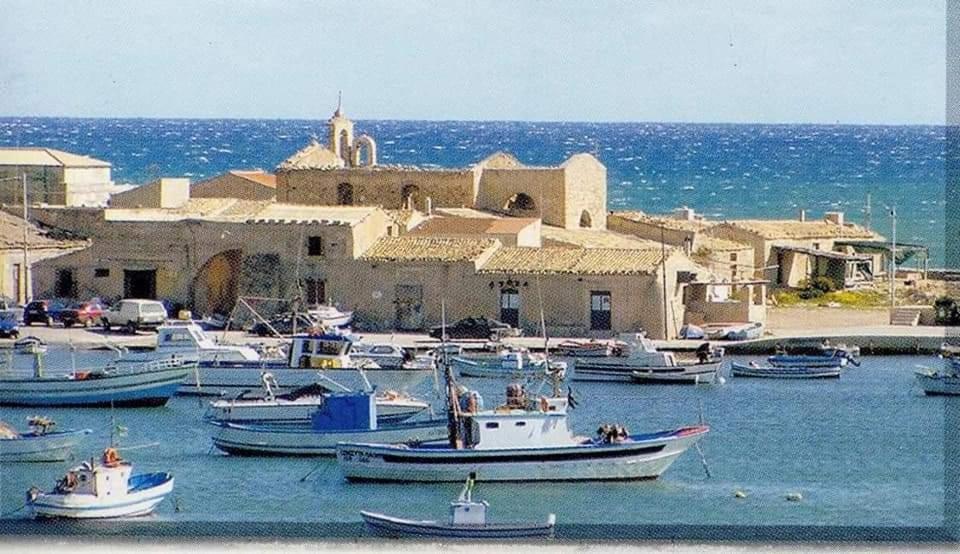 Appartamento Casa vacanze il Glicine 1 Pachino Esterno foto